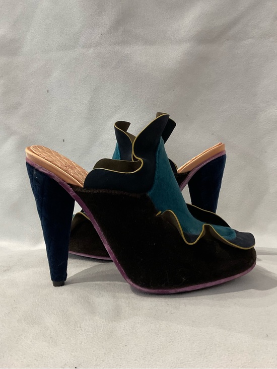 Fendi Shoes - Fendi Heels